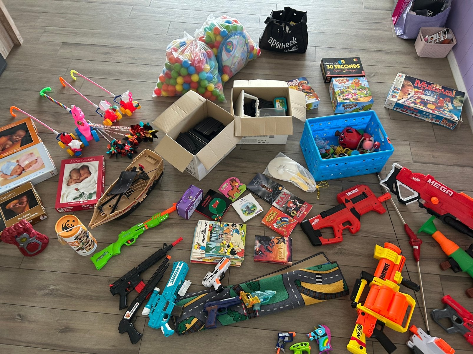 Partij speelgoed&spelletjes rommelmarkt/doorverkoop/export!, Ophalen, Zo goed als nieuw