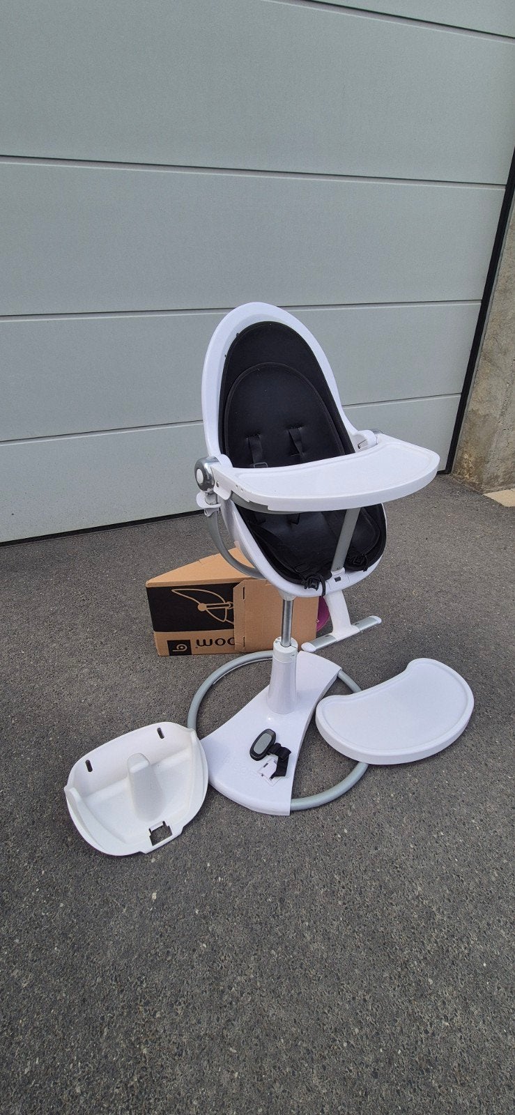 Bloom eetstoel met veel accessoires., Ophalen