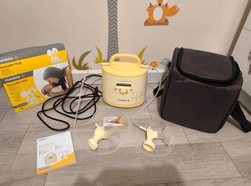 Medela symphony kolf met pluskaart, opbergtas en accesoires, Kinderen en Baby's, Babyvoeding en Toebehoren, Ophalen, Zo goed als nieuw