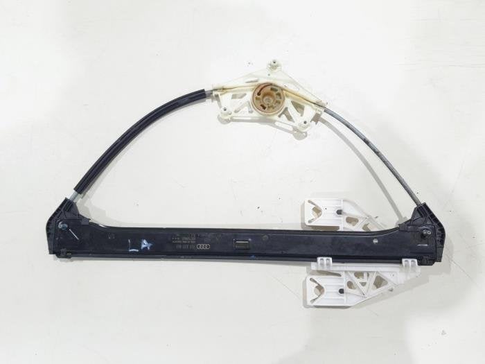 Mécanique vitre 4portes arrière gauche d'un Audi A3, -, 3 mois de garantie, Audi, Utilisé