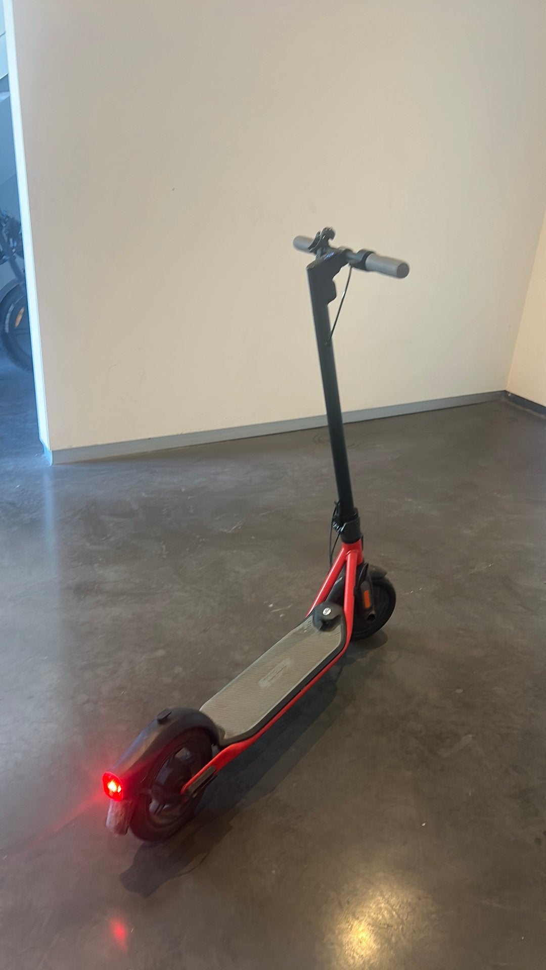 E-step ninebot, Ophalen, Zo goed als nieuw