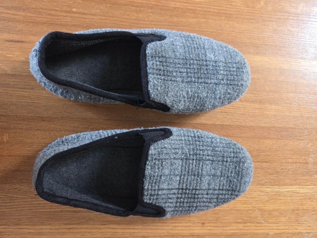 Pantoffels - maat 44, Ophalen, Overige kleuren, Onbekend, Pantoffels of Sloffen