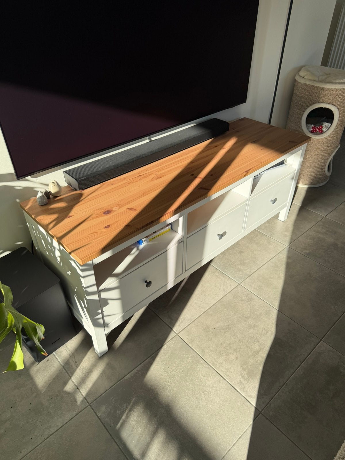 IKEA HEMNES TV Kast, Huis en Inrichting, Kasten |Televisiemeubels, Ophalen, Zo goed als nieuw