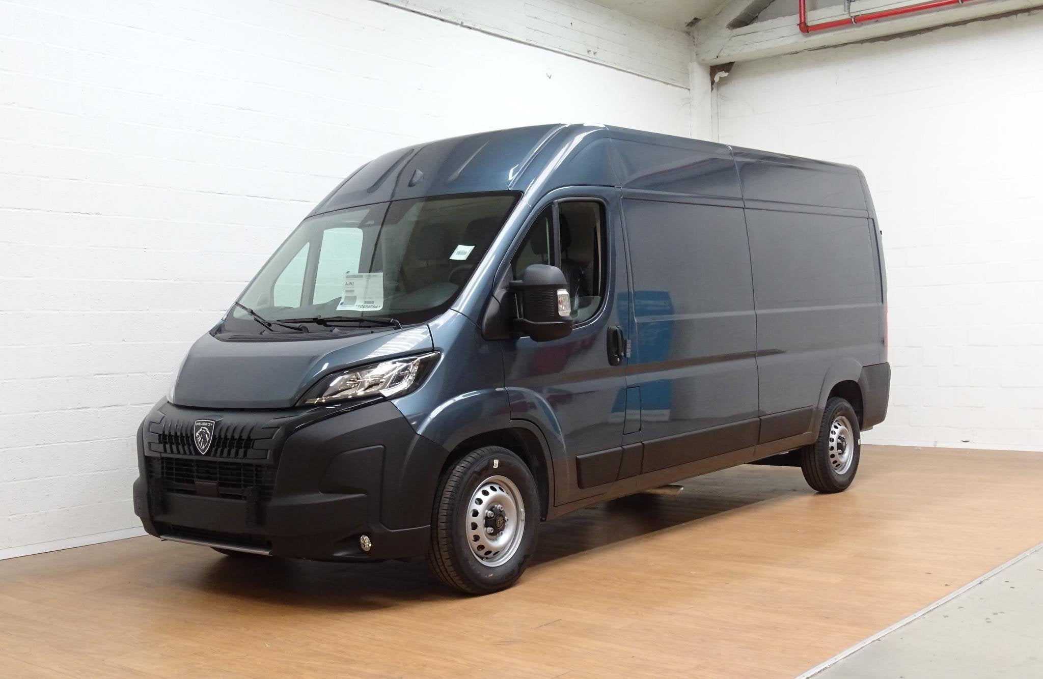 Peugeot Boxer 2.2 BlueHDi S&S 180 440 L3H2 Heavy Auto, Auto's, 4 deurs, Stof, 4 cilinders, Diesel