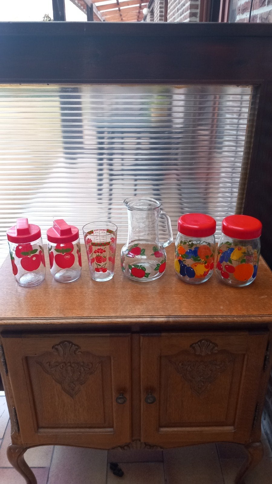 Divers bocaux et autres contenants vintage en verre (Le Parf, Enlèvement