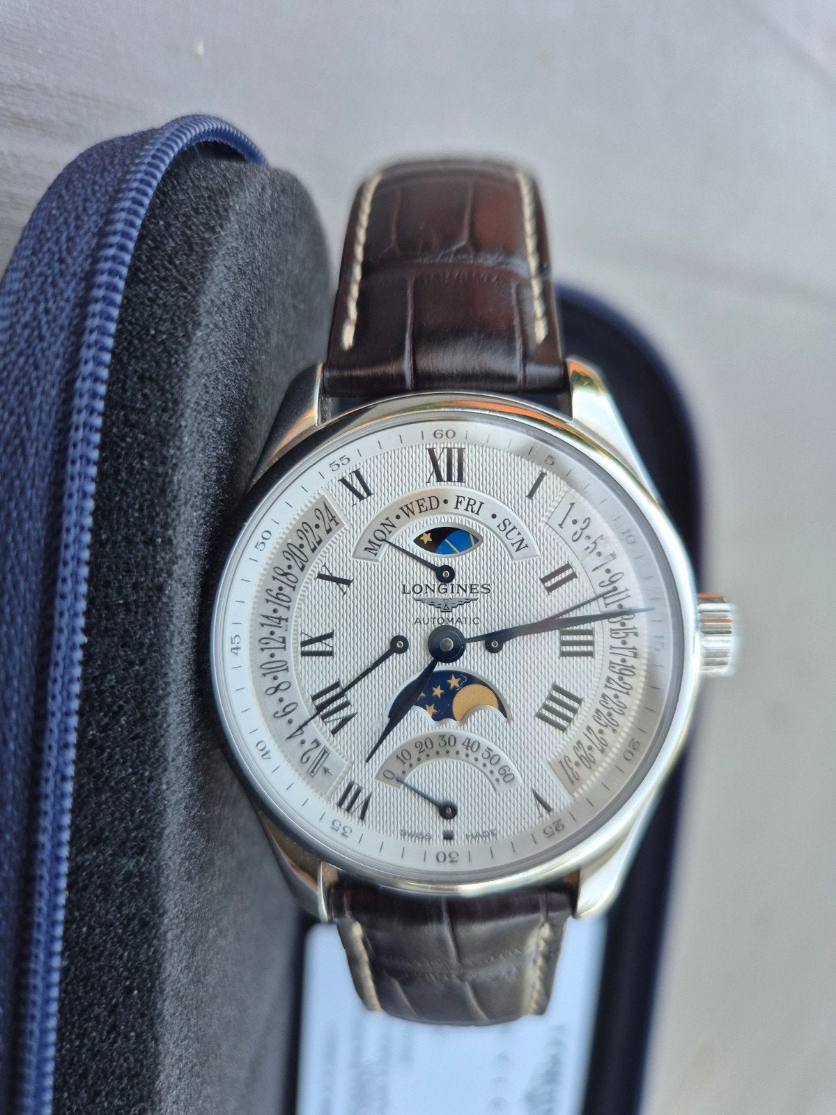 Montre longines état comme neuf, Enlèvement, Longines