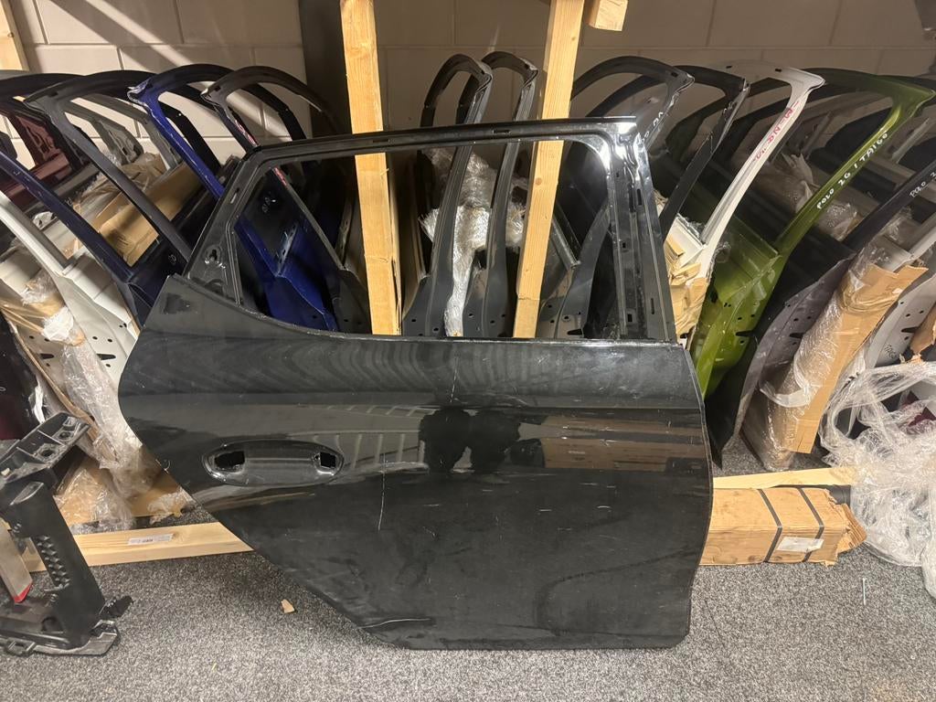 Porte arrière droite de la Seat Leon 5f, Autos : Pièces & Accessoires, Enlèvement, Arrière, Seat, Porte