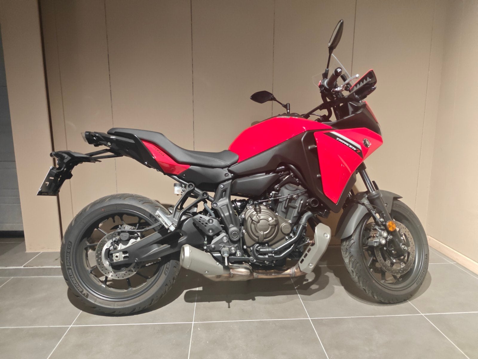 Yamaha Tracer 7 - 2024 - 35kw met 1729km !!, Motoren, 700 cc, 2 cilinders, Toermotor, Minimaal motorrijbewijs A2