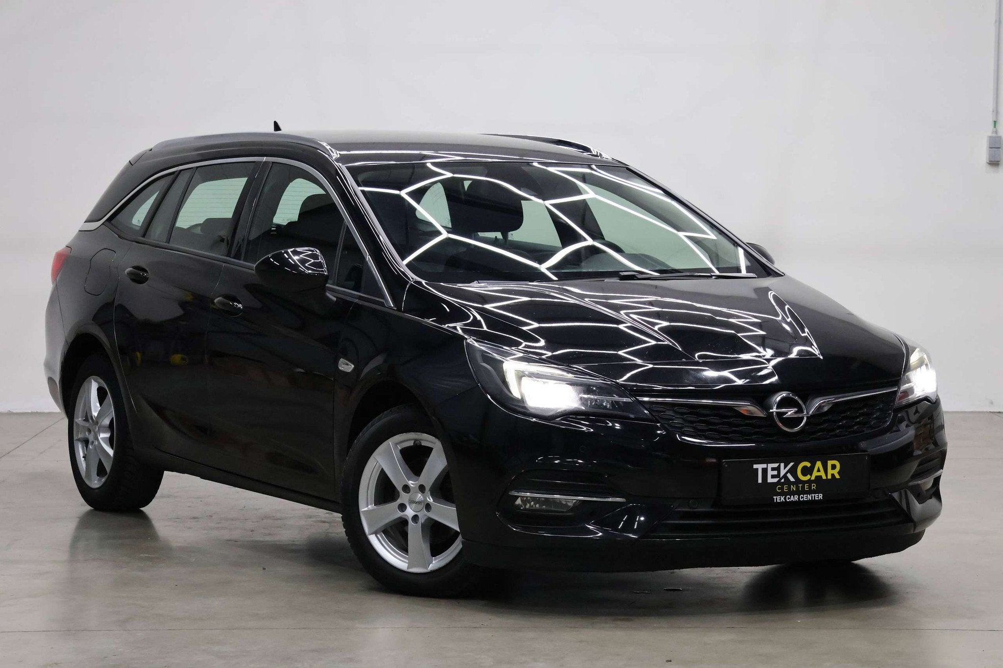 Opel Astra Sports Tourer 1.5D Automaat 12M Garantie, Autos, Opel, Achat, Euro 6, Entreprise, Noir