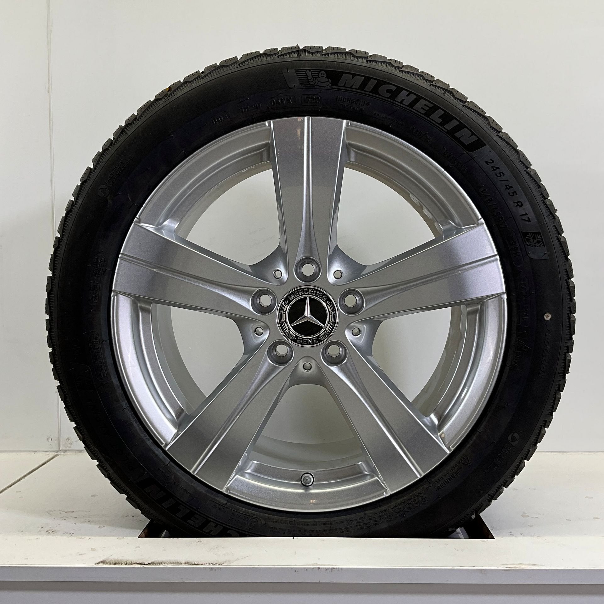 MERCEDES C KLASSE W205 W206 SET VELGEN + WINTERBANDEN 17 INC, Auto-onderdelen, Banden en Velgen, -, -, Banden en Velgen, 17 inch