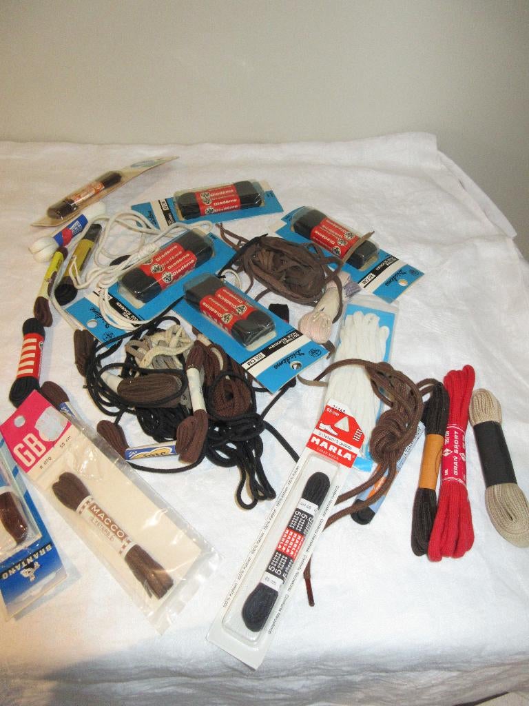 Lot de lacets, lacets pour chaussures, neufs et d'occasion, Enlèvement