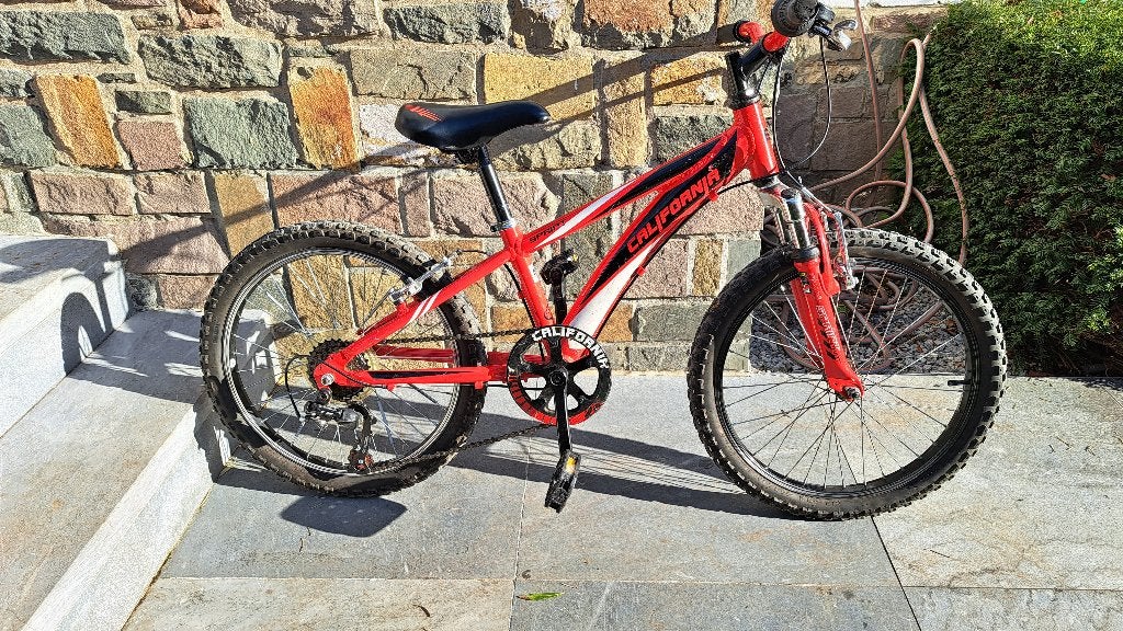 Velo enfant BH California 20 (Rouge/Noir), Vélos & Vélomoteurs, Vélos | Vélos pour enfant, Utilisé, 20 pouces ou plus, Frein sur jante