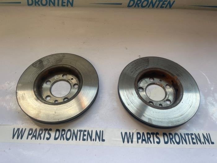Remschijf voor van een Volkswagen Polo, Gebruikt, -, Volkswagen, -