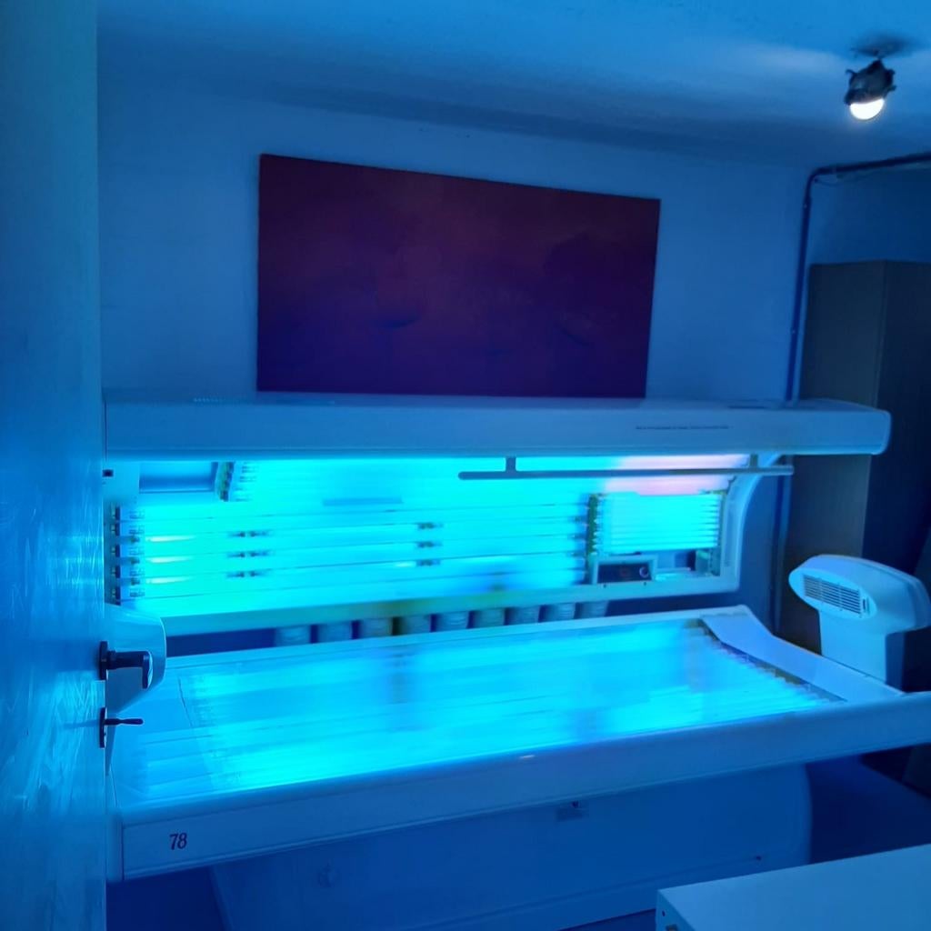 Banc solaire, alimentation 400v, Electroménager, Solarium, Banc solaire & Bronzage facial