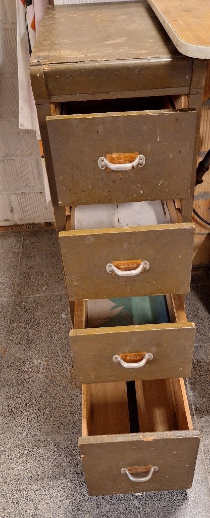 Meuble classeur vintage en bois – Style industriel / Atelier, Enlèvement