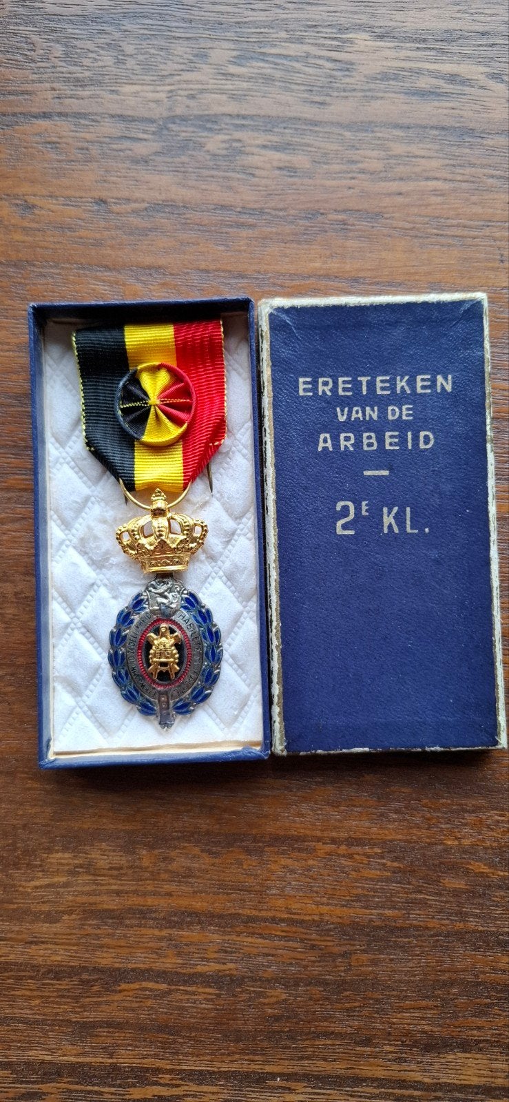 Ereteken van de arbeid, Verzamelen, Militaria | Algemeen, Ophalen of Verzenden
