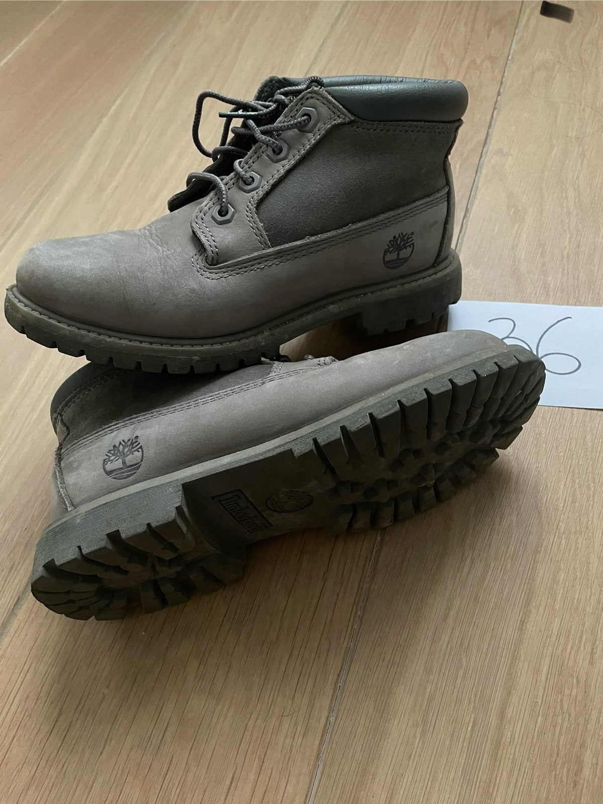 Timberland bottines bottinen Nellie Chukka grijs maat 36, Lage of Enkellaarzen, Nieuw, Ophalen of Verzenden, Grijs