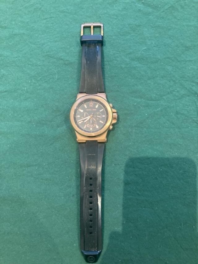 Montre-bracelet Michael Kors pour homme., Bijoux, Sacs & Beauté, Montres | Hommes, Montre-bracelet, Enlèvement
