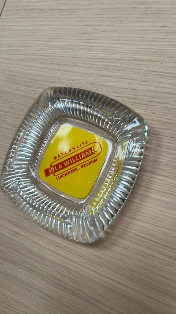 Oude asbak LA William Mayonaise Londerzeel, Verzamelen, Ophalen of Verzenden, Zo goed als nieuw
