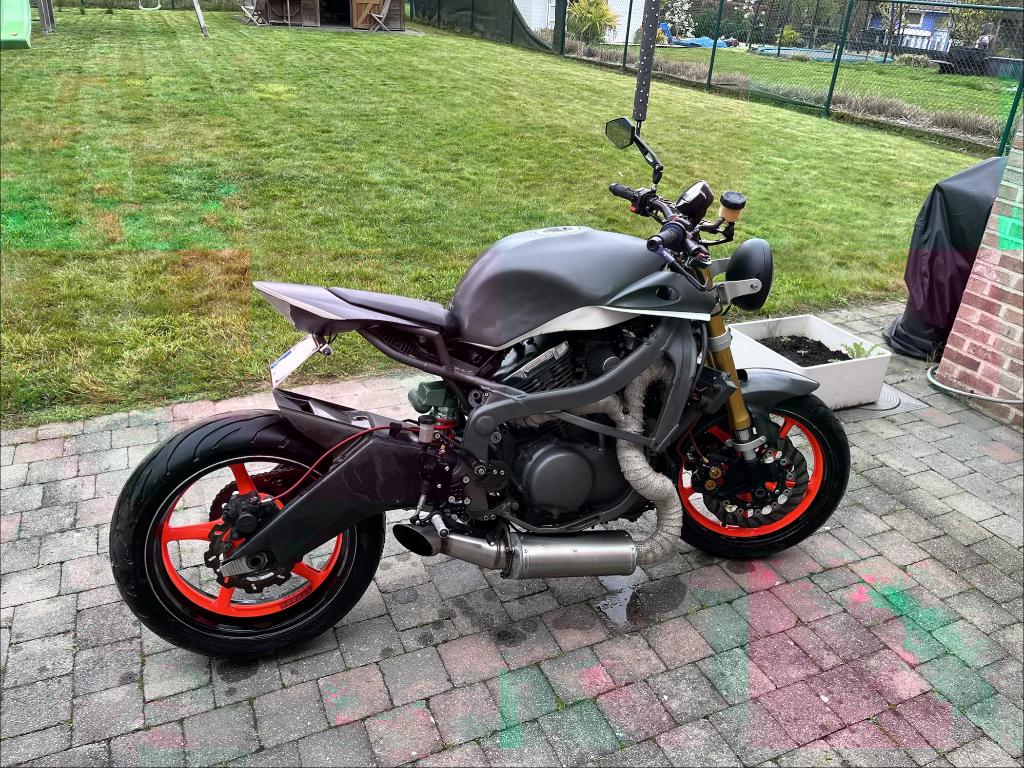 Custom bike Suzuki A100 / Vulcan 800 / R6 parts BTW!, Sportuitlaat, 2 cilinders, Motorrijbewijs A, Particulier