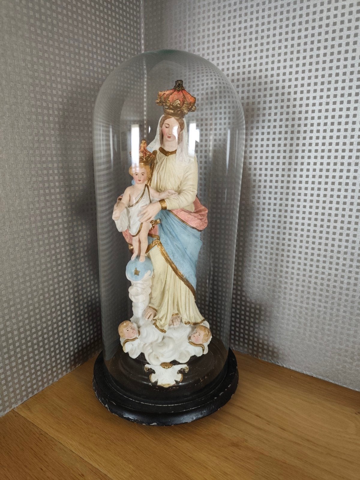 Heiligenbeeld onder stolp., Antiek en Kunst, Antiek | Religieuze voorwerpen, Ophalen