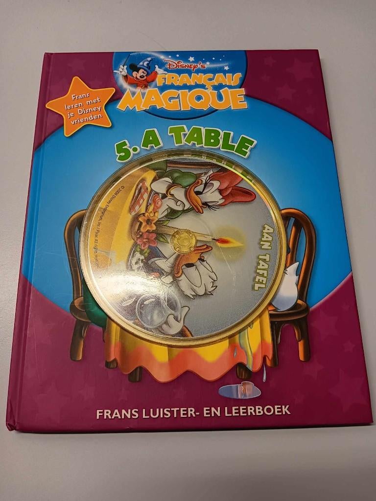 Français Magique 5- a table, Ophalen of Verzenden, Zo goed als nieuw, Disney, Fictie algemeen