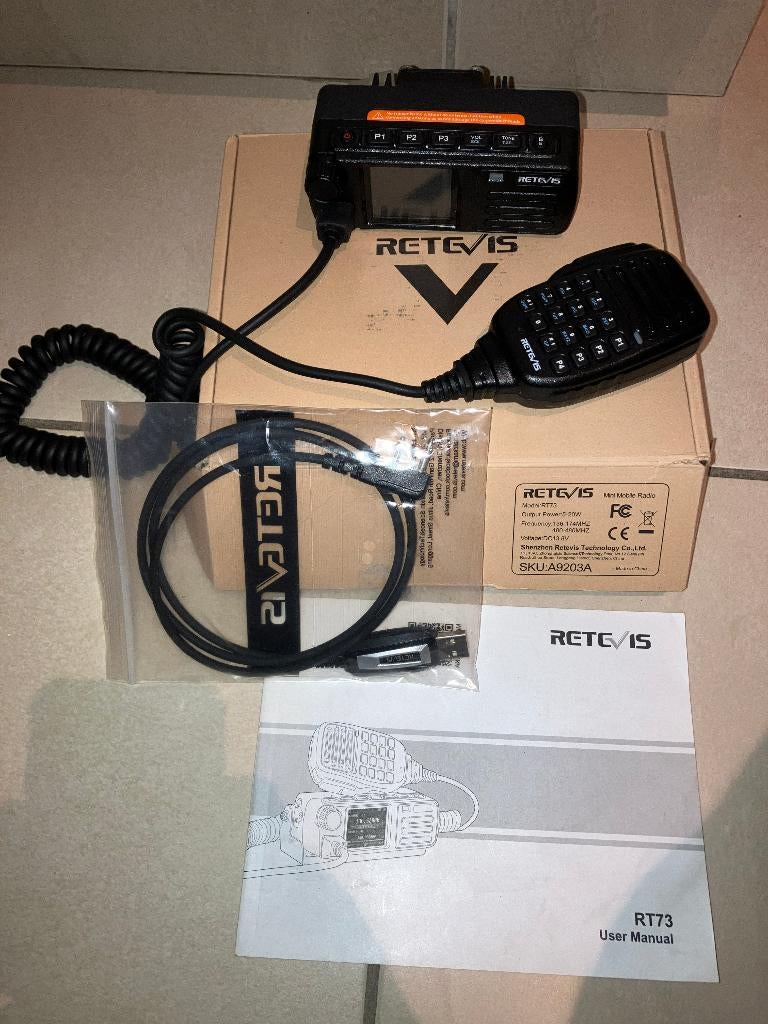 Emetteur/Récepteur RT73 FM/DMR/APRS VHF/UHF, Télécoms, Enlèvement, Neuf, Émetteur et Récepteur