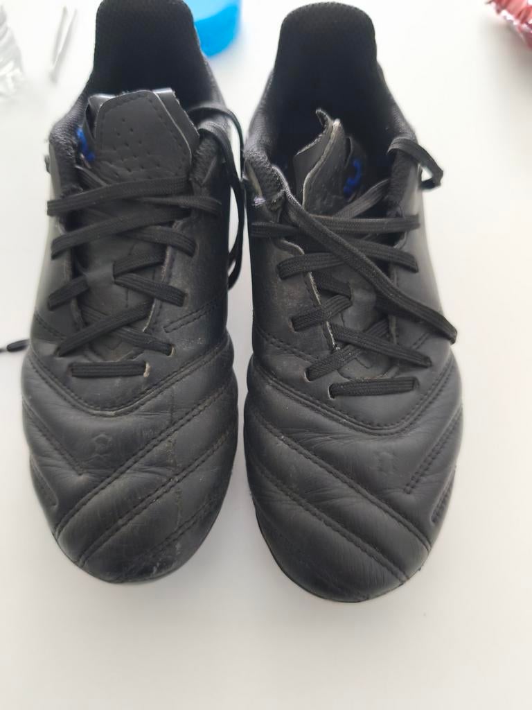 Voetbalschoenen kipsta 33, Sport en Fitness, Voetbal, Ophalen
