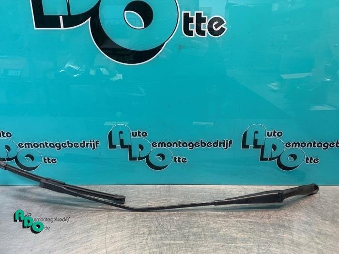 Bras essuie-glace avant d'un Fiat Punto Evo (Punto Evo 08-), -, 3 mois de garantie, Utilisé, Fiat