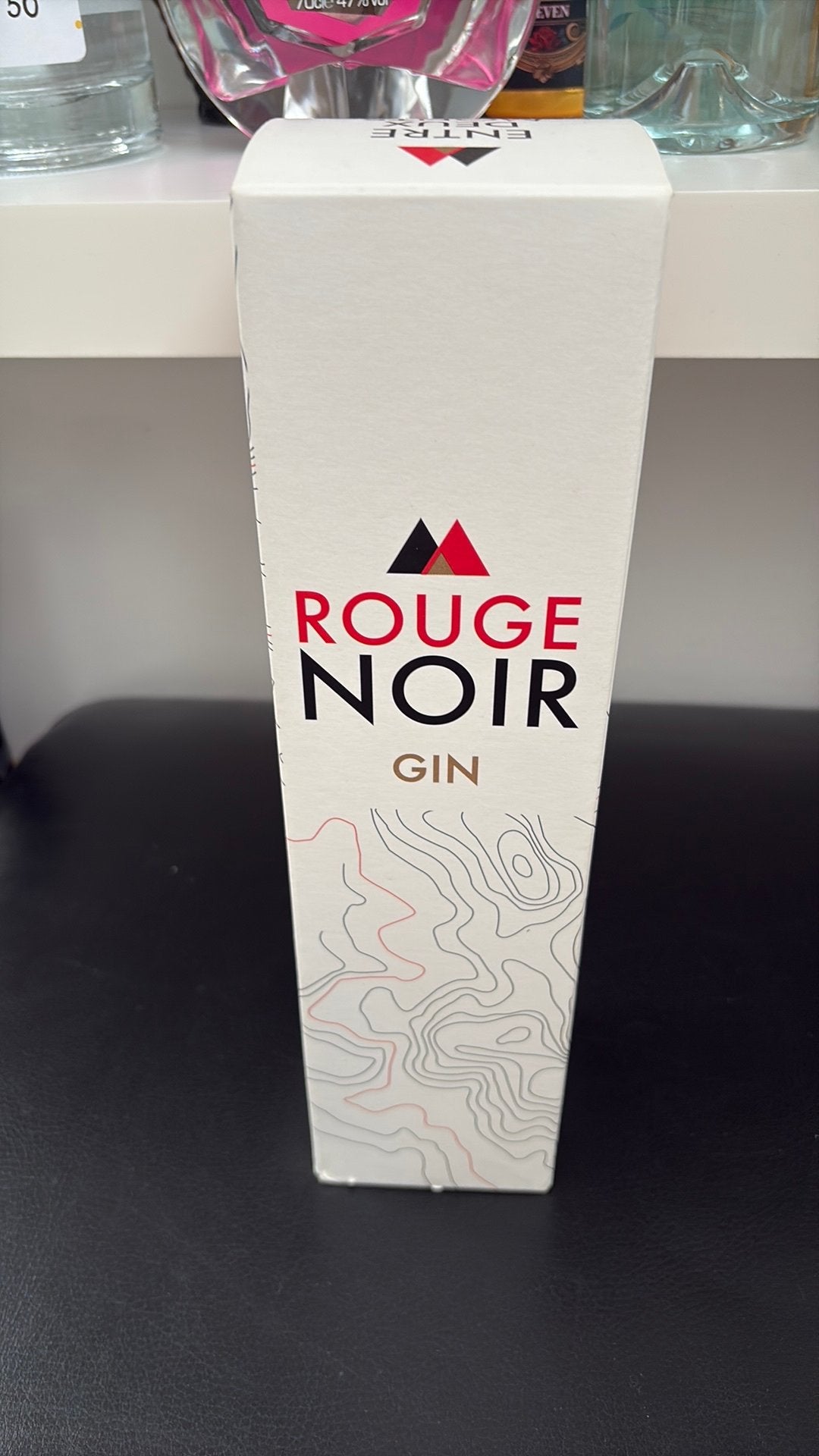 Rouge noir gin, Collections, Enlèvement ou Envoi, Neuf, Autres types