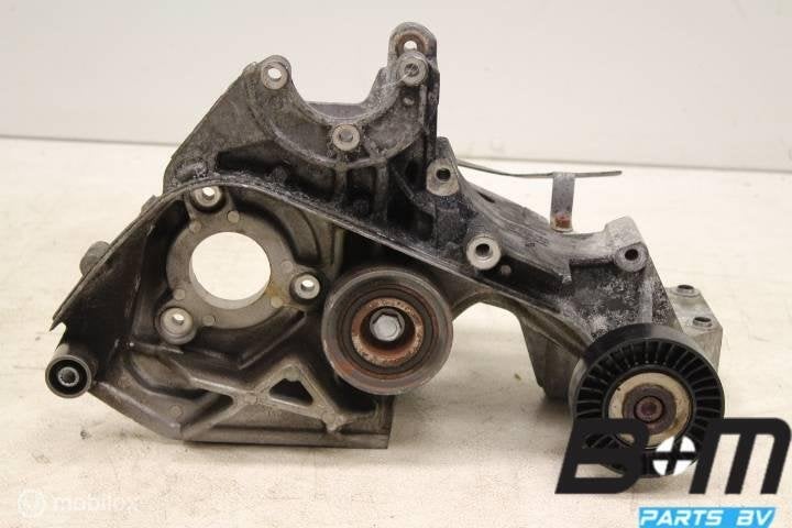 Steun voor dynamo en hydraulische pomp VW Crafter 076145167, Gebruikt