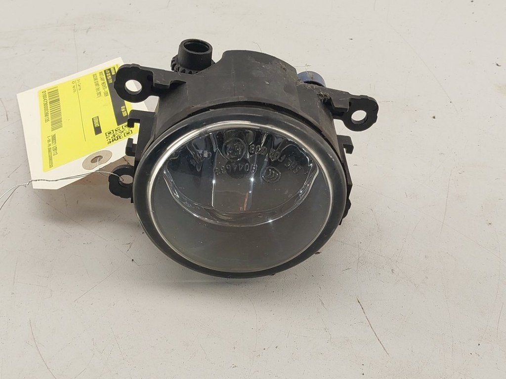 ANTI BROUILLARD AVANT DROIT Suzuki Swift (ZC / ZD), Valeo, Utilisé, 100, rue de Courcelles
75017  Paris, FR, Info@valeo.fr