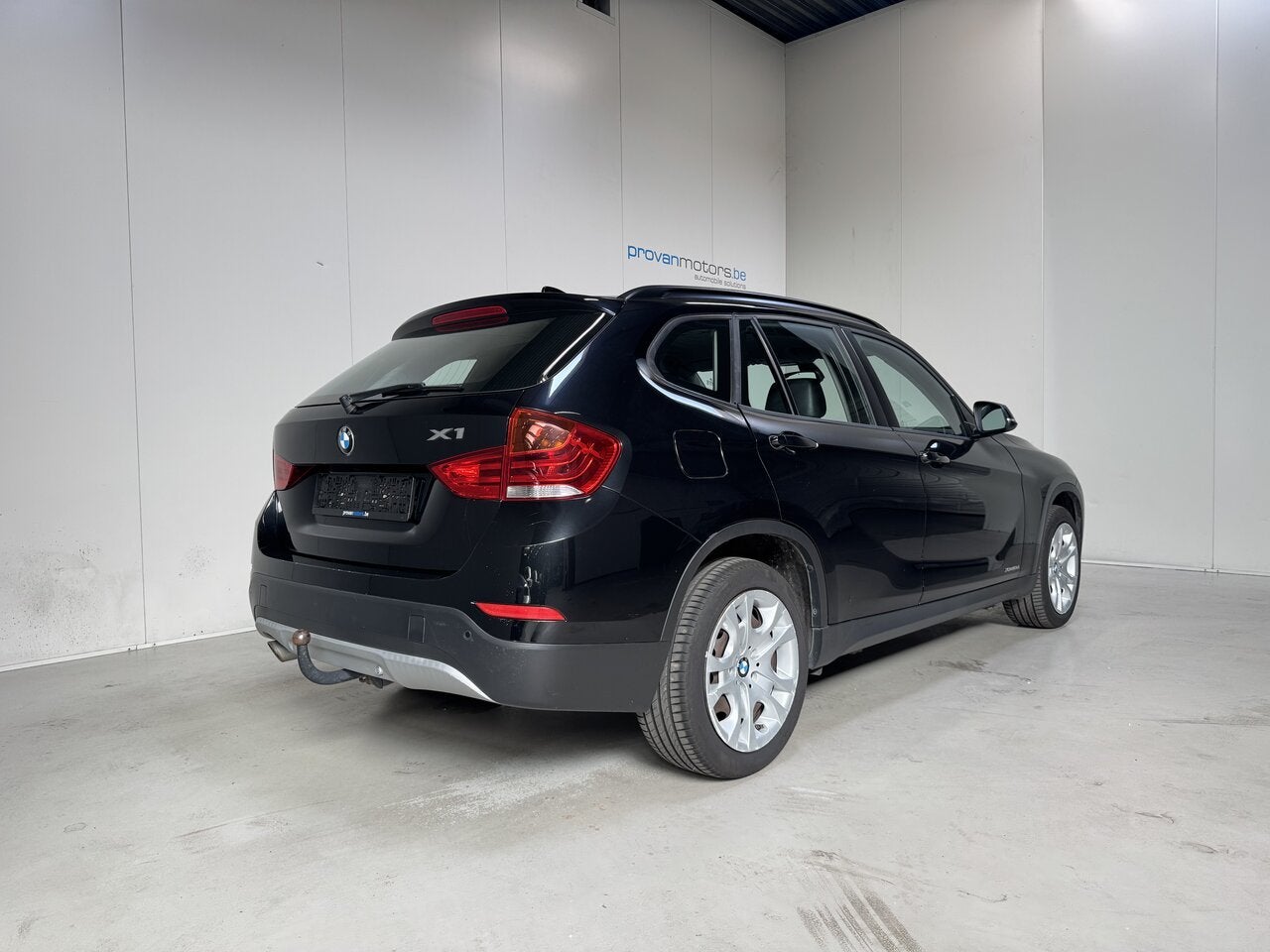 BMW X1 XDrive 18D Man. - Airco - Radio - Goede Staat!, Autos, BMW, Euro 5, 4 portes, Capteur de lumière, Particulier