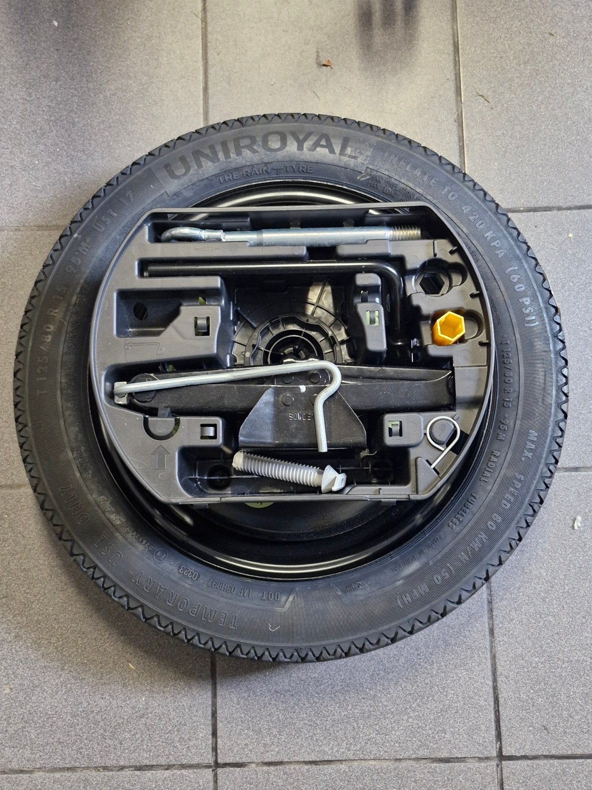 opel reservewiel + krikset..NIEUW.., Auto-onderdelen, Banden en Velgen, Ophalen, 15 inch, Banden en Velgen, Nieuw