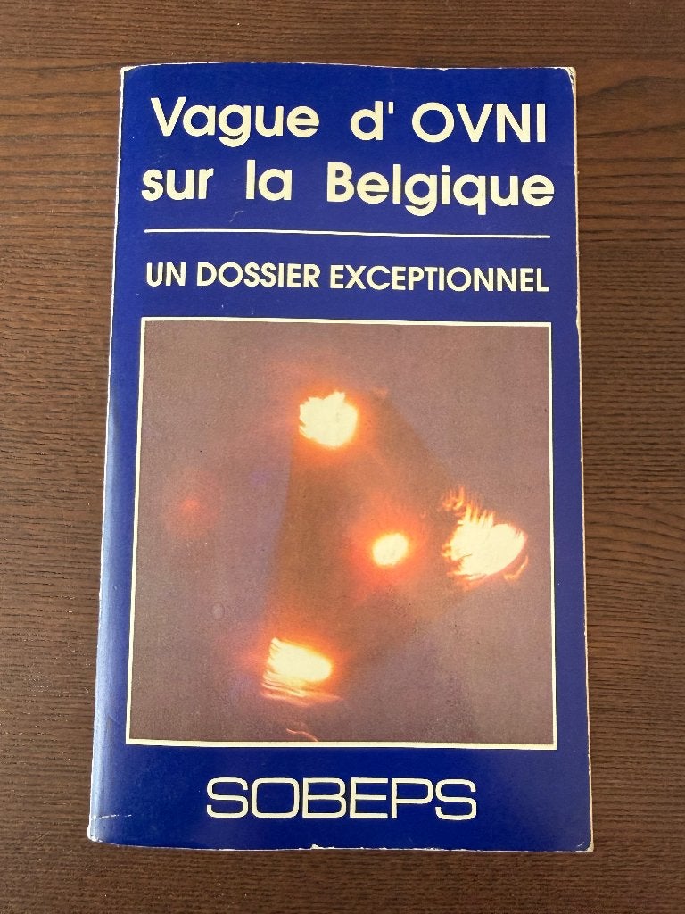 Vague d'OVNI sur la Belgique : exceptionnel - SOBEPS 1991, Livres, Enlèvement ou Envoi, Comme neuf