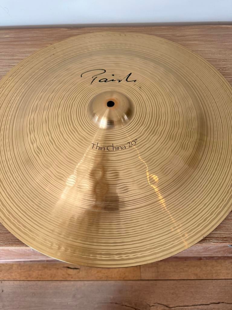 Paiste Signature 20” Thin China –licht uitgesleten keyhole, Ophalen, Gebruikt