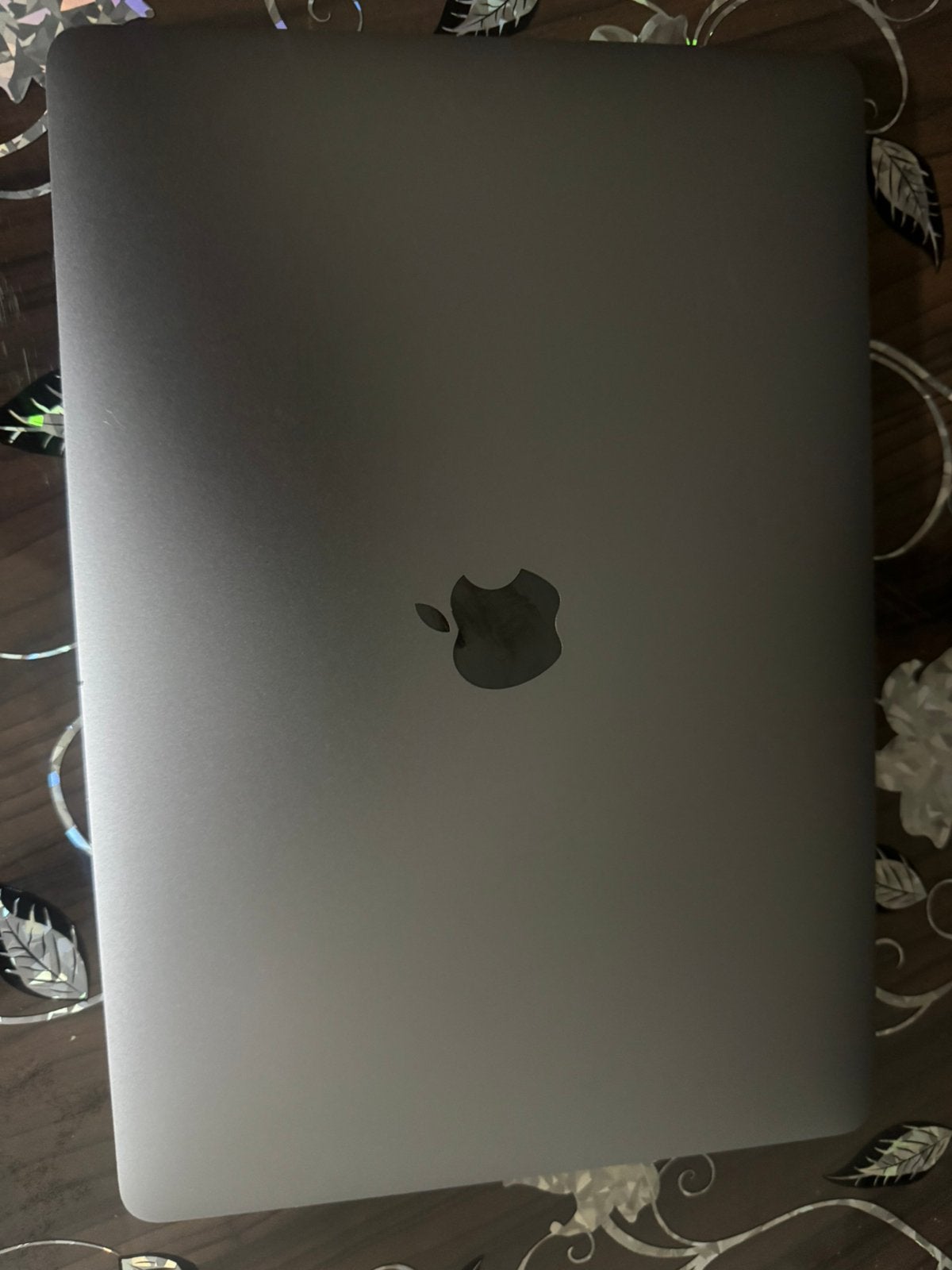 Apple MacBook Pro 2019, 256 GB, 13 pouces, Comme neuf, Azerty