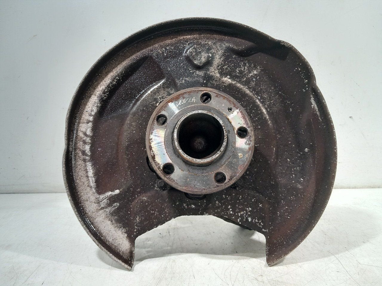 Wielnaaf links achter Volvo XC90, Onderdelen@venauto.nl, Van der Ven Autorecycling B.V., Gebruikt, Ettenseweg 76, 4706 PB Roosendaal, The Netherlands