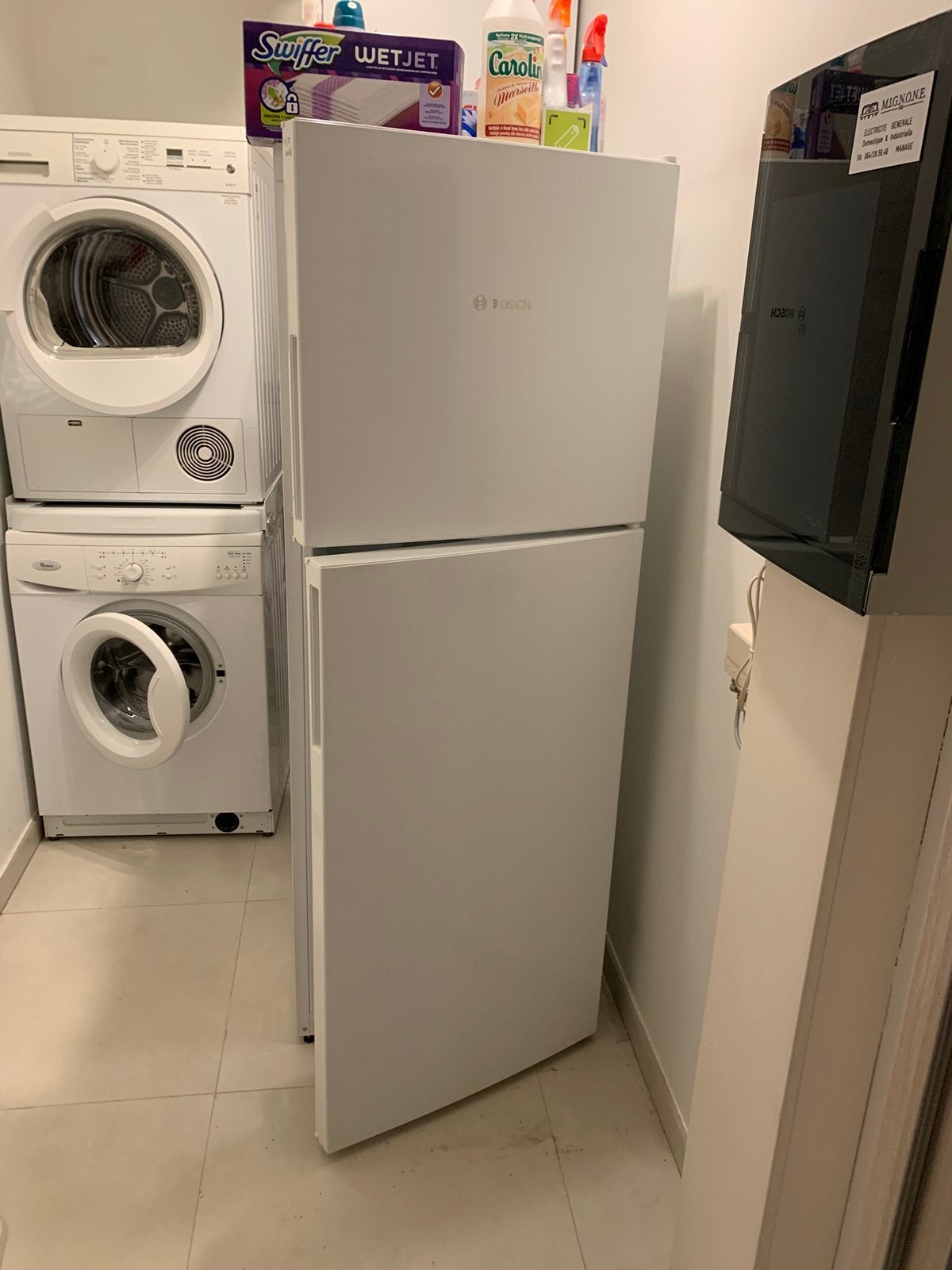 A vendre frigo congélateur Bosch, Enlèvement, Comme neuf, Avec compartiment congélateur, Classe énergétique A ou plus économe
