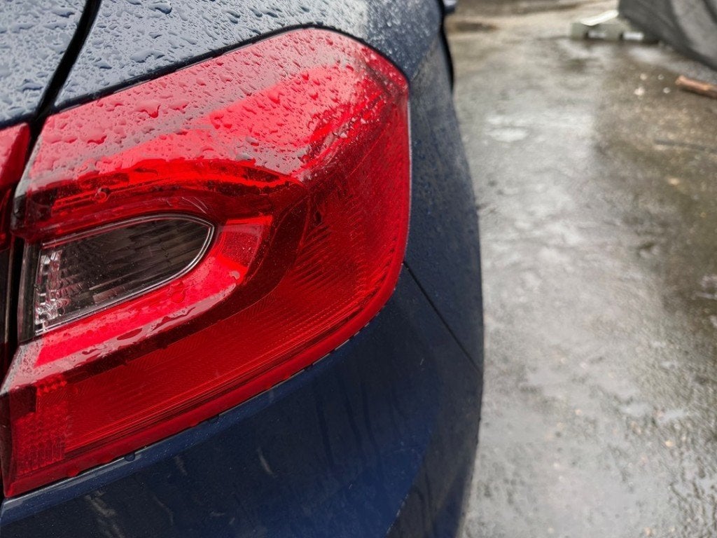 FEU ARRIÈRE DROIT Ford Fiesta 7 (|2527135|), Henry-Ford-Straße  1
50735  Köln, DE, Ford-Werke GmbH, Kunden@ford.com, Ford
