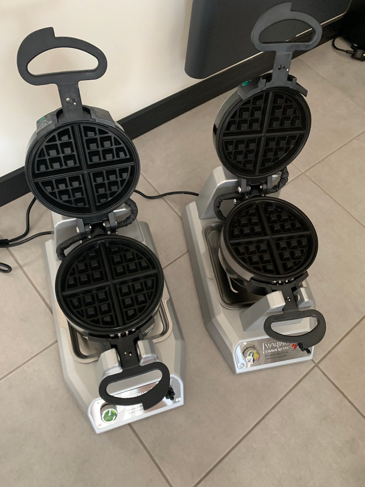 2 wafel machines, Elektronische apparatuur, Ophalen, Zo goed als nieuw