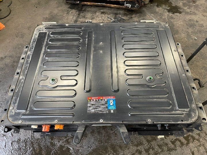 Hybride hoogspannings accu Ford Kuga, Onderdelen@venauto.nl, Van der Ven Autorecycling B.V., Ettenseweg 76, 4706 PB Roosendaal, The Netherlands