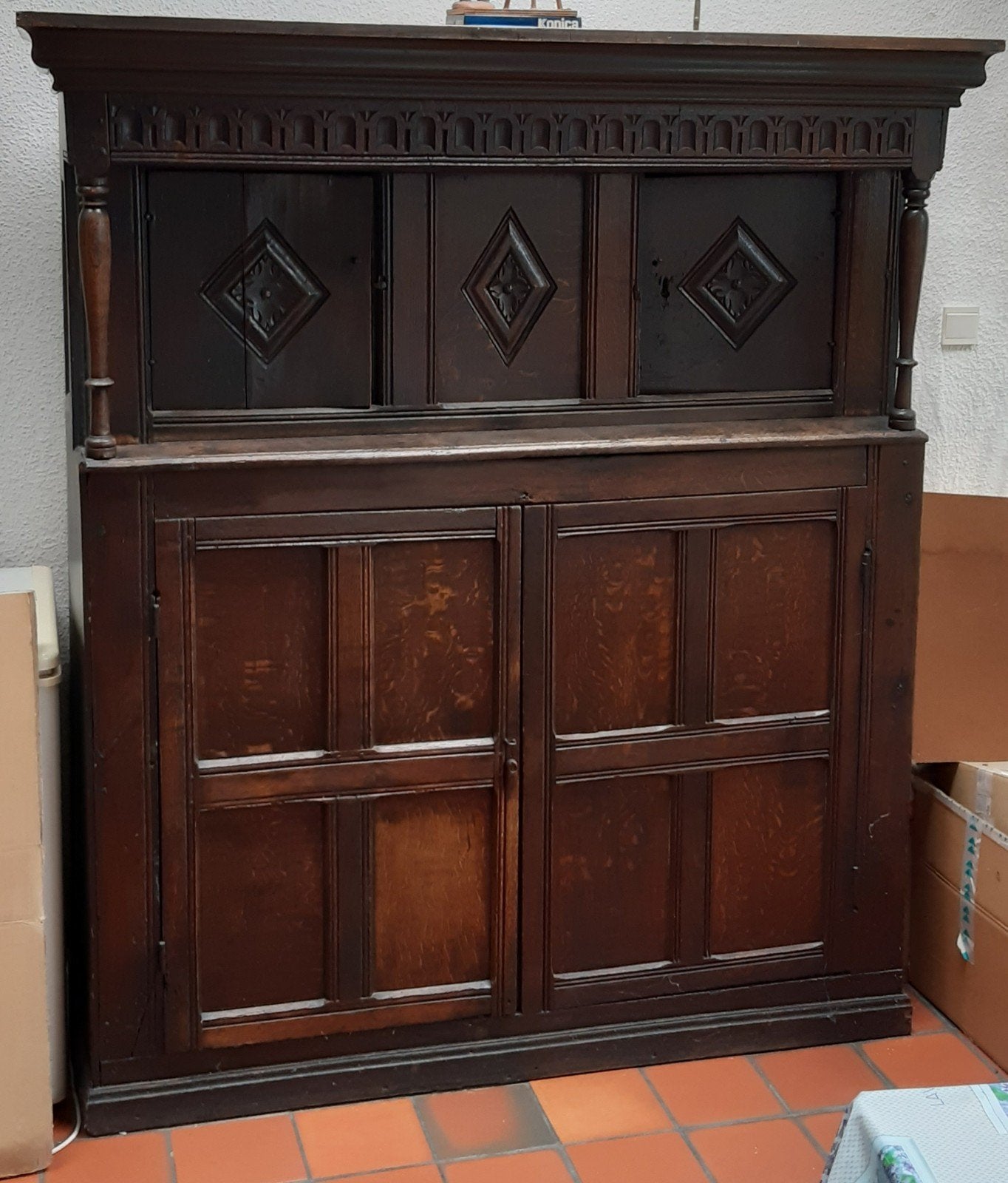 Barmeubel Hoogte 180 cm Breedte 145 cm, Antiek en Kunst, Antiek | Meubels | Kasten, Ophalen