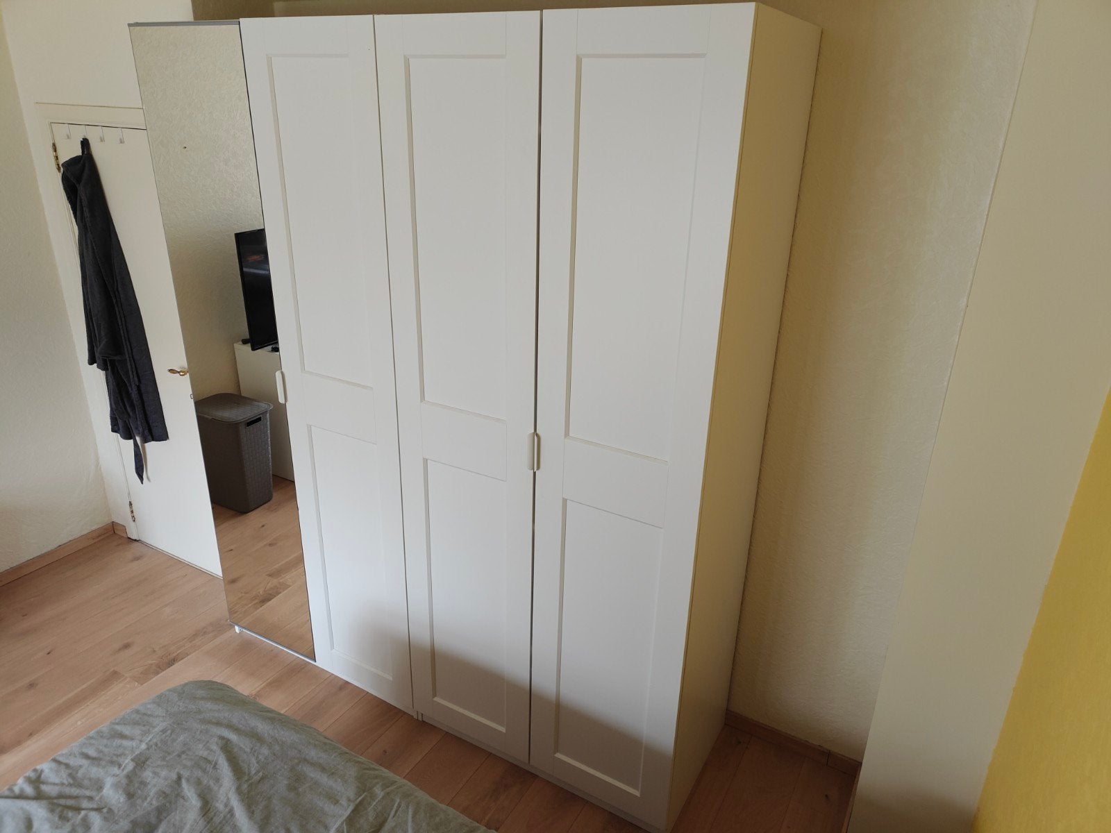 ikea paxkast (lengte 2m, hoogte 2.36m, diepte 0.62m), Huis en Inrichting, 200 cm of meer, Wit, 150 tot 200 cm, 50 tot 75 cm