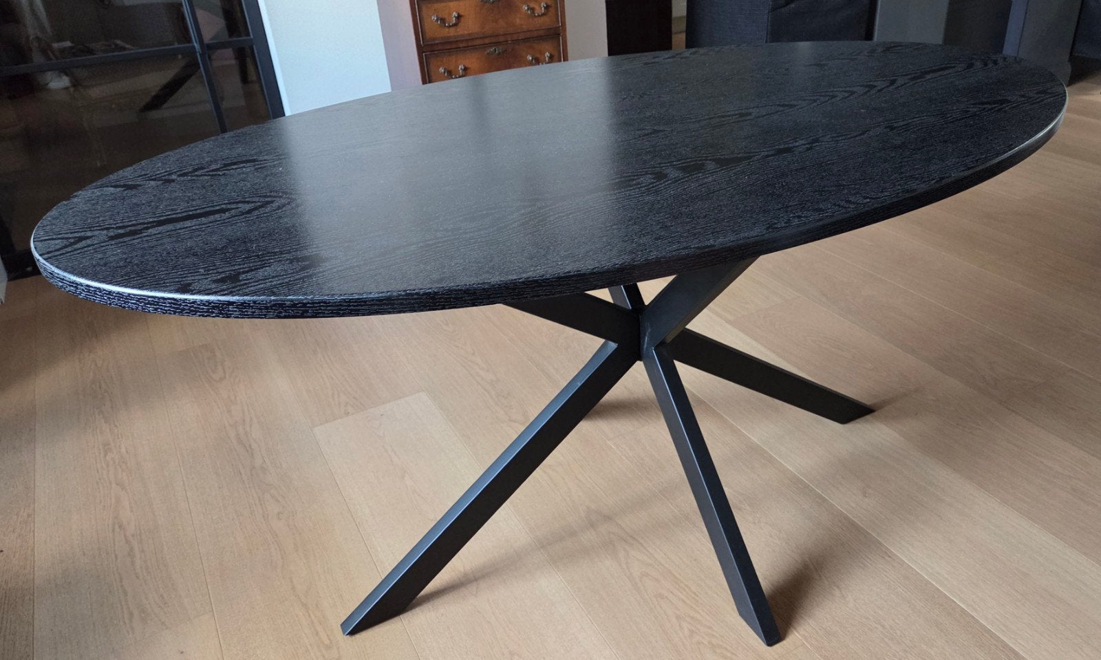 Table à manger élégante, état neuf, 160 x 90 cm, Maison & Meubles, 150 à 200 cm, Enlèvement ou Envoi, Comme neuf, 50 à 100 cm