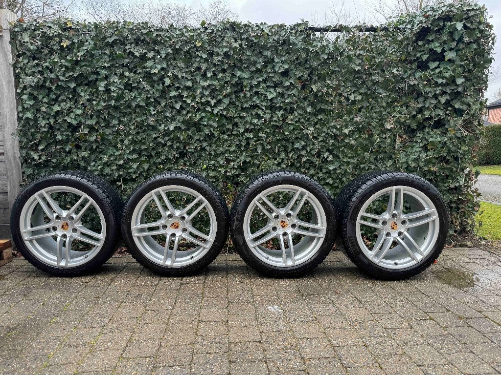 Originele Porsche 991.1 Carrera 4S 19” winterset – Pirelli, Auto-onderdelen, Gebruikt, Banden en Velgen, Winterbanden, Personenwagen