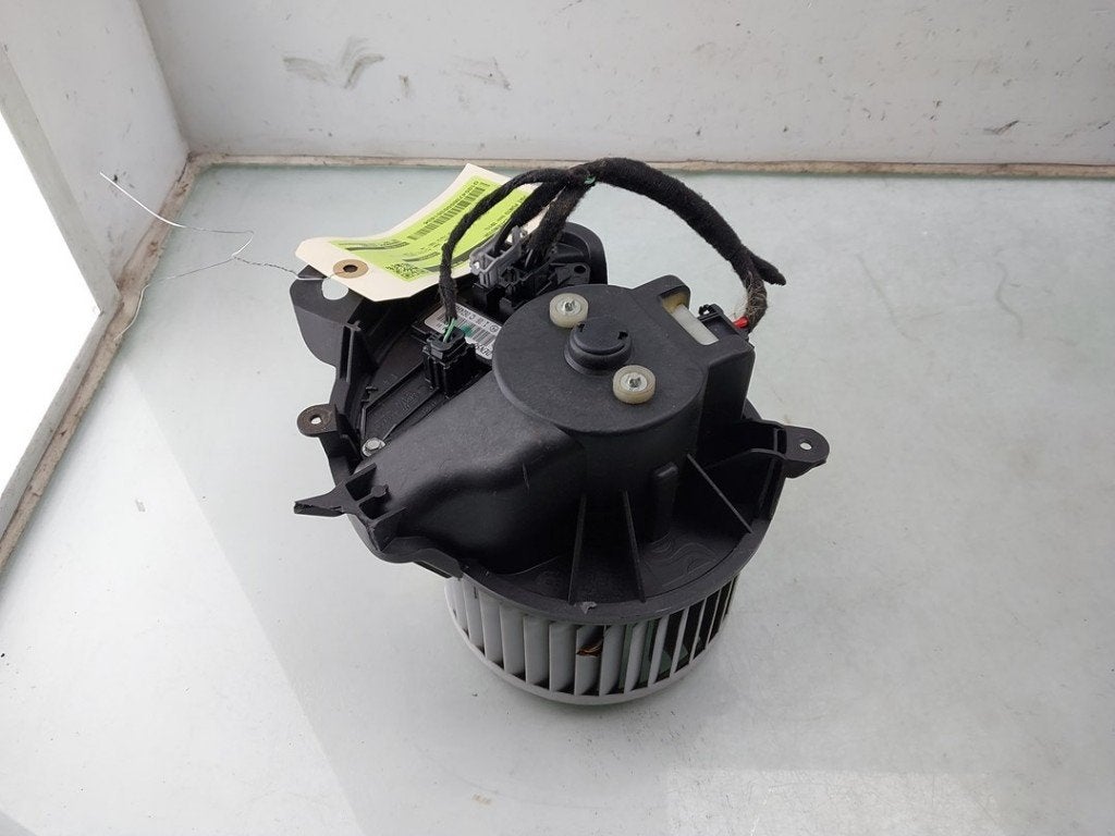 KACHEL VENTILATORMOTOR Fiat Punto Evo (199), FCA Germany GmbH, Gebruikt, IPC D1-09 Bahnhofsplatz
65423  Rüsselsheim am Main, DE