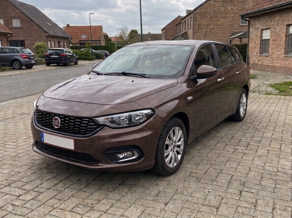 FFiat Tipo Break 1.4 Benzine (2019)  Dealer onderhouden, Auto's, Voorwielaandrijving, Bruin, Particulier, Dealer onderhouden