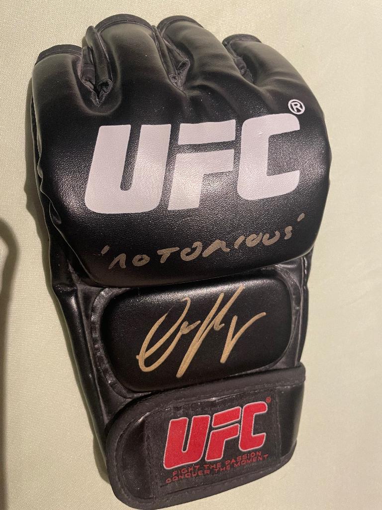 Gants UFC Conor McGregor, Enlèvement ou Envoi, Comme neuf, Autres types