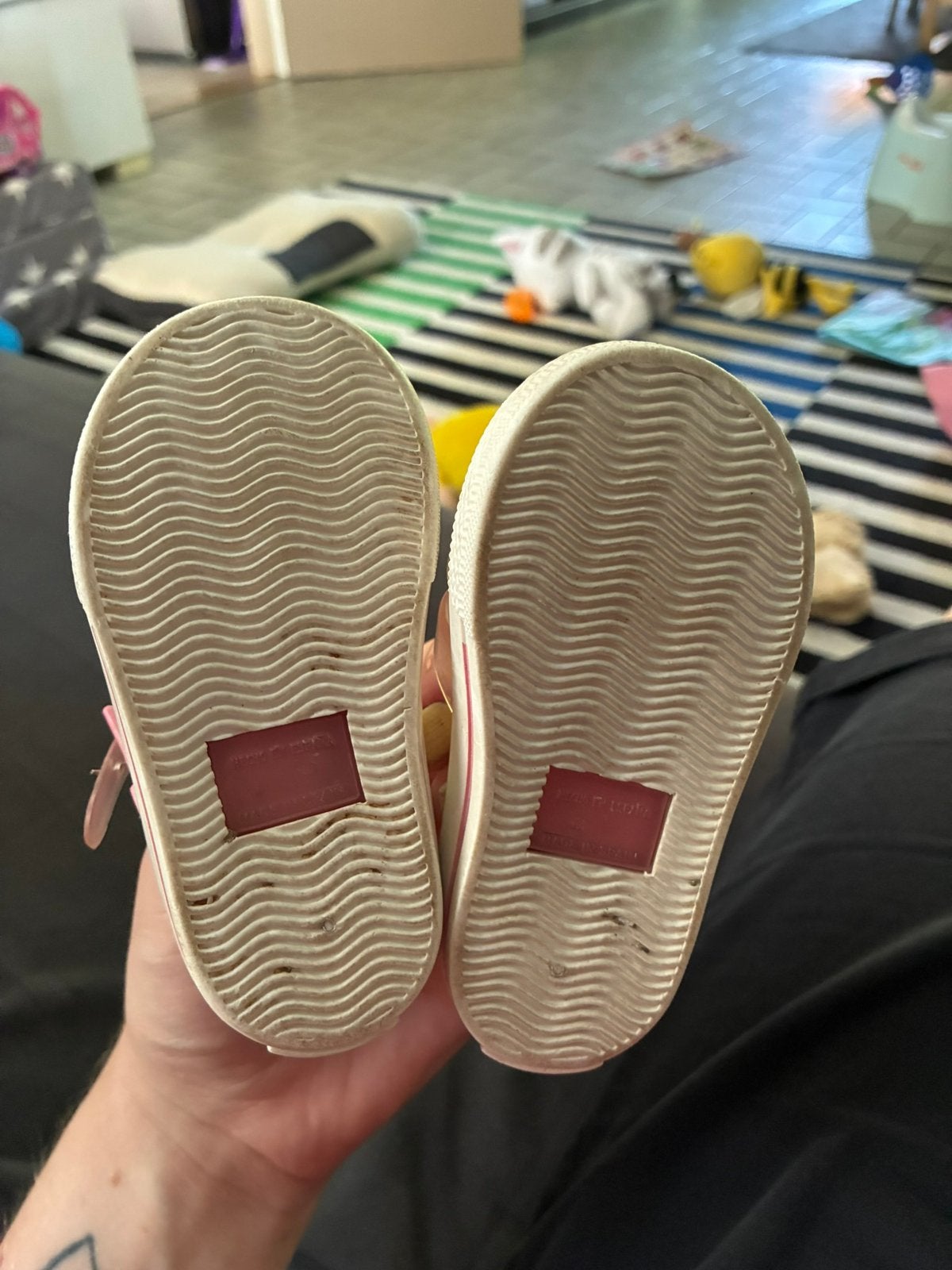 Roze strand/ zee sandalen, Ophalen, Gebruikt